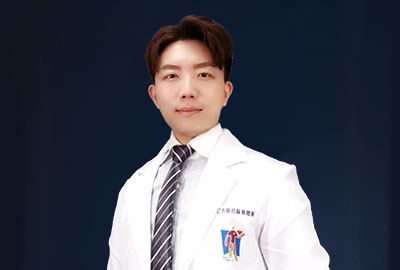 陳群穎 醫師專治眩暈、腸胃機能障礙、睡眠障礙、中風後遺症、坐骨神經痛、關節炎、不孕症、婦女病、青春痘、皮膚病、落枕、扳機指、媽媽手、肢麻、肩頸腰背酸痛、三高調理、自律神經失調、過敏體質調理、長新冠後遺症、男科性功能障礙、注意力不集中、自閉、腦麻、過動、低能量雷射針灸、乾眼症、韓式美顏針、除皺淡斑美白、消除眼袋、臉部拉提
